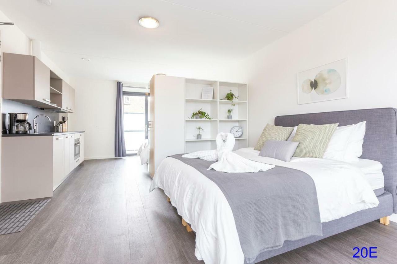 New Delft City View Central Modern Family Top Floor Apartment Utopia 20E Екстер'єр фото