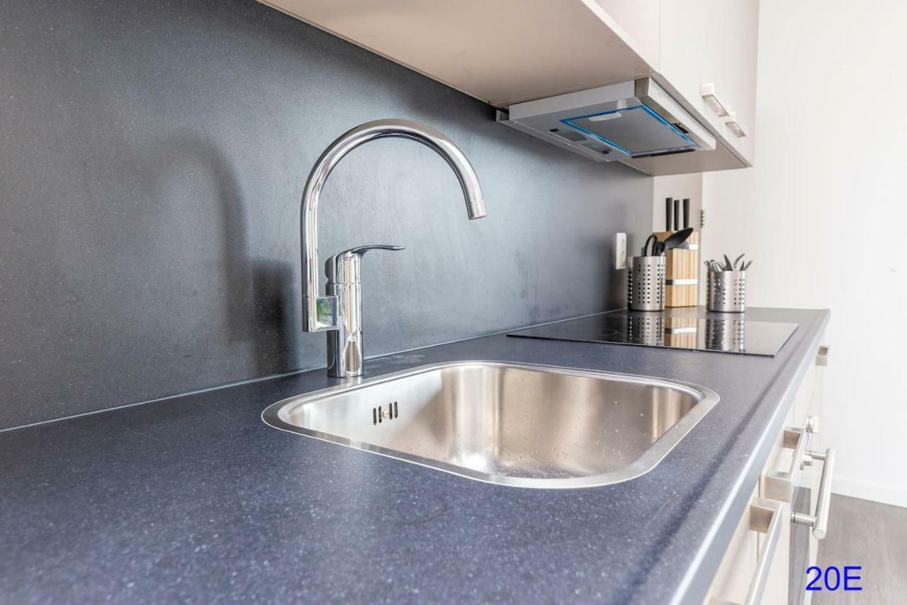 New Delft City View Central Modern Family Top Floor Apartment Utopia 20E Екстер'єр фото